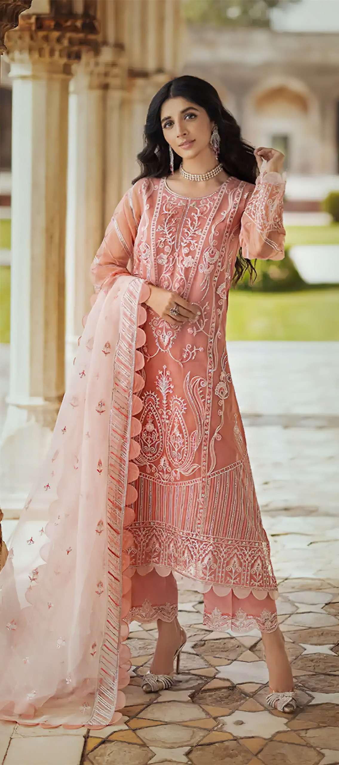 Khas Laam Faux Georgette Embroidery Pakistani Suits Party wear salwar kameez wholesale