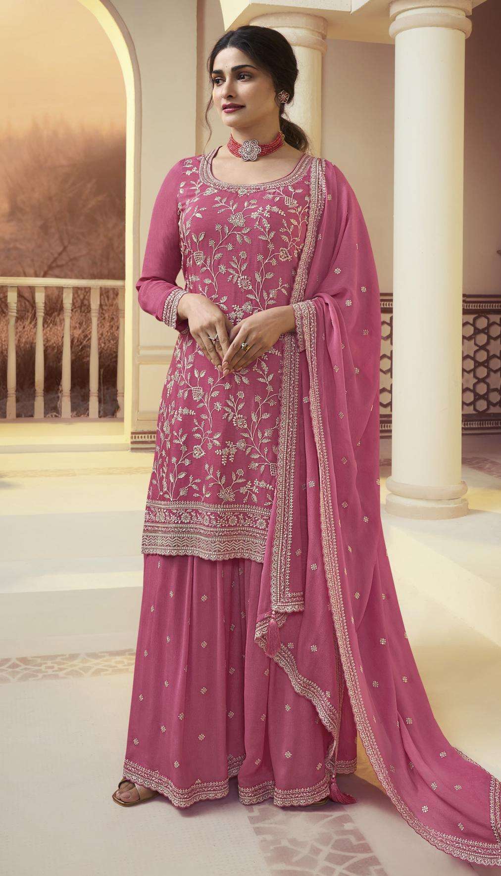 Vinay Kuleesh Suhaani Salwar suit wholesale market in Surat