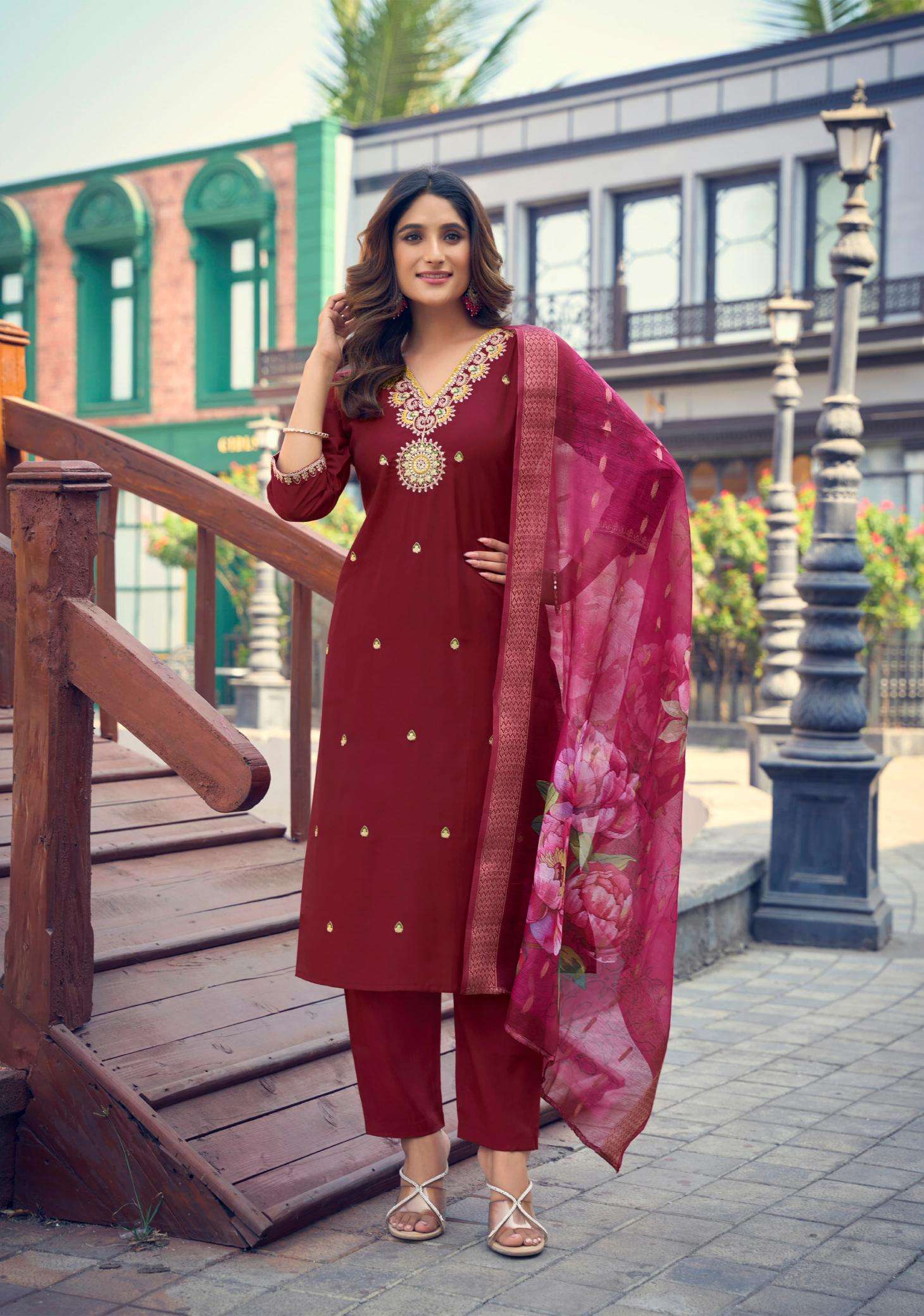 Ossm Nusrat Vol 3 Kurtis suppliers in Mumbai