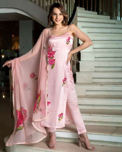 Kapdathread Dhuavantika 1 Kurti exporters in India