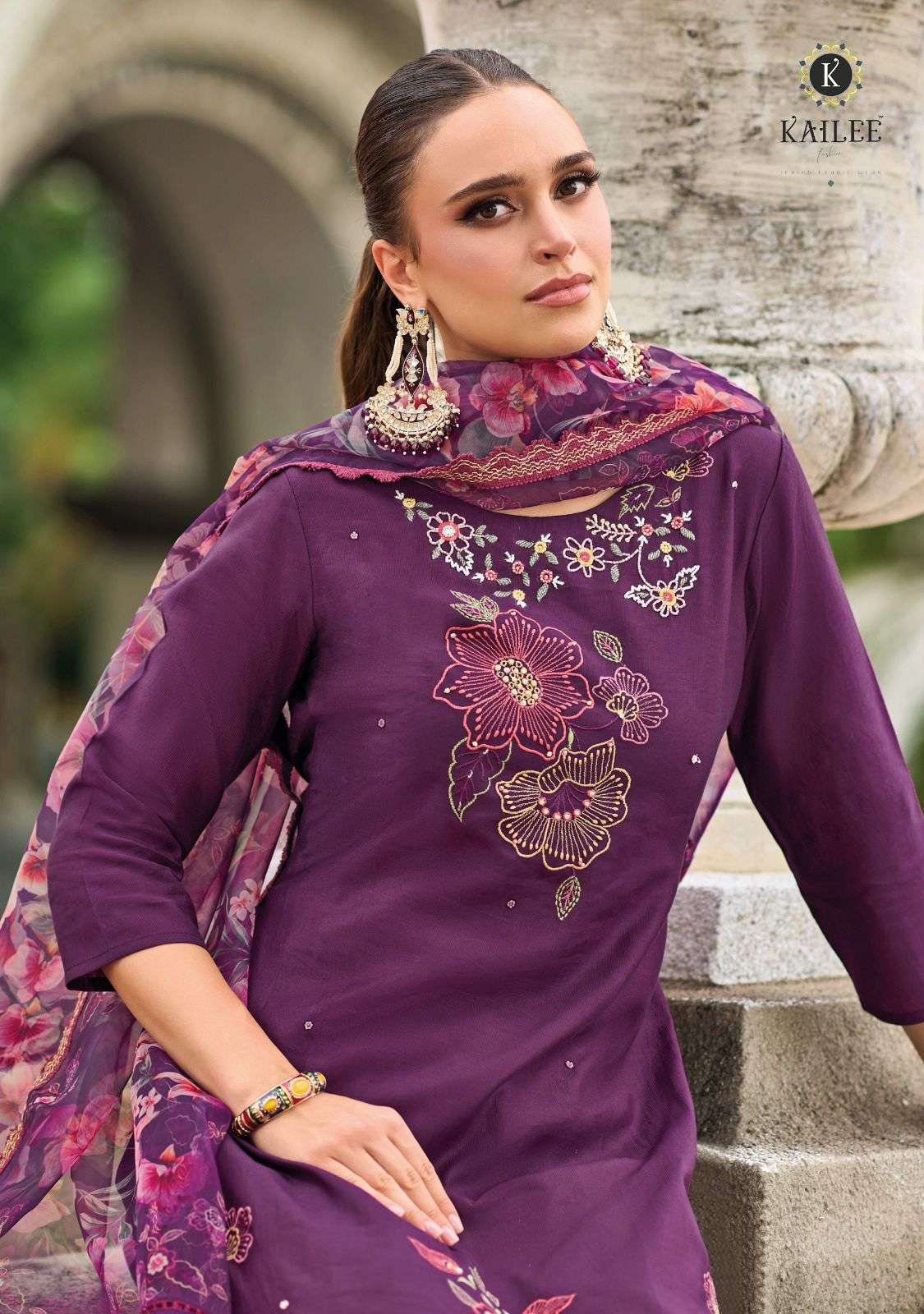 Top 10 Cotton Kurti Neck Designs  Surati Fabric - Fashion Blogs