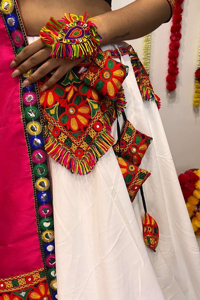 RAJWADI VOL - 02 7050 NAVRATRI LEHENGA CHOLI