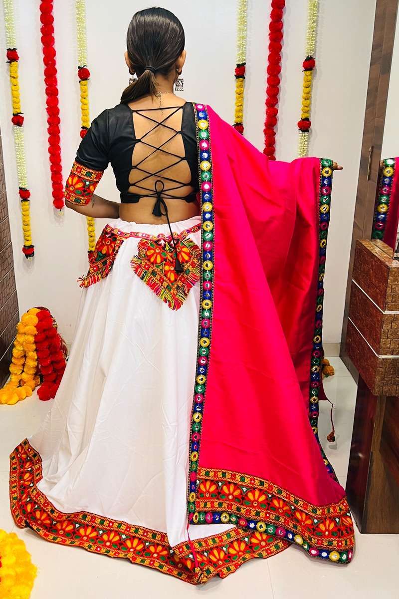 RAJWADI VOL - 02 7050 NAVRATRI LEHENGA CHOLI