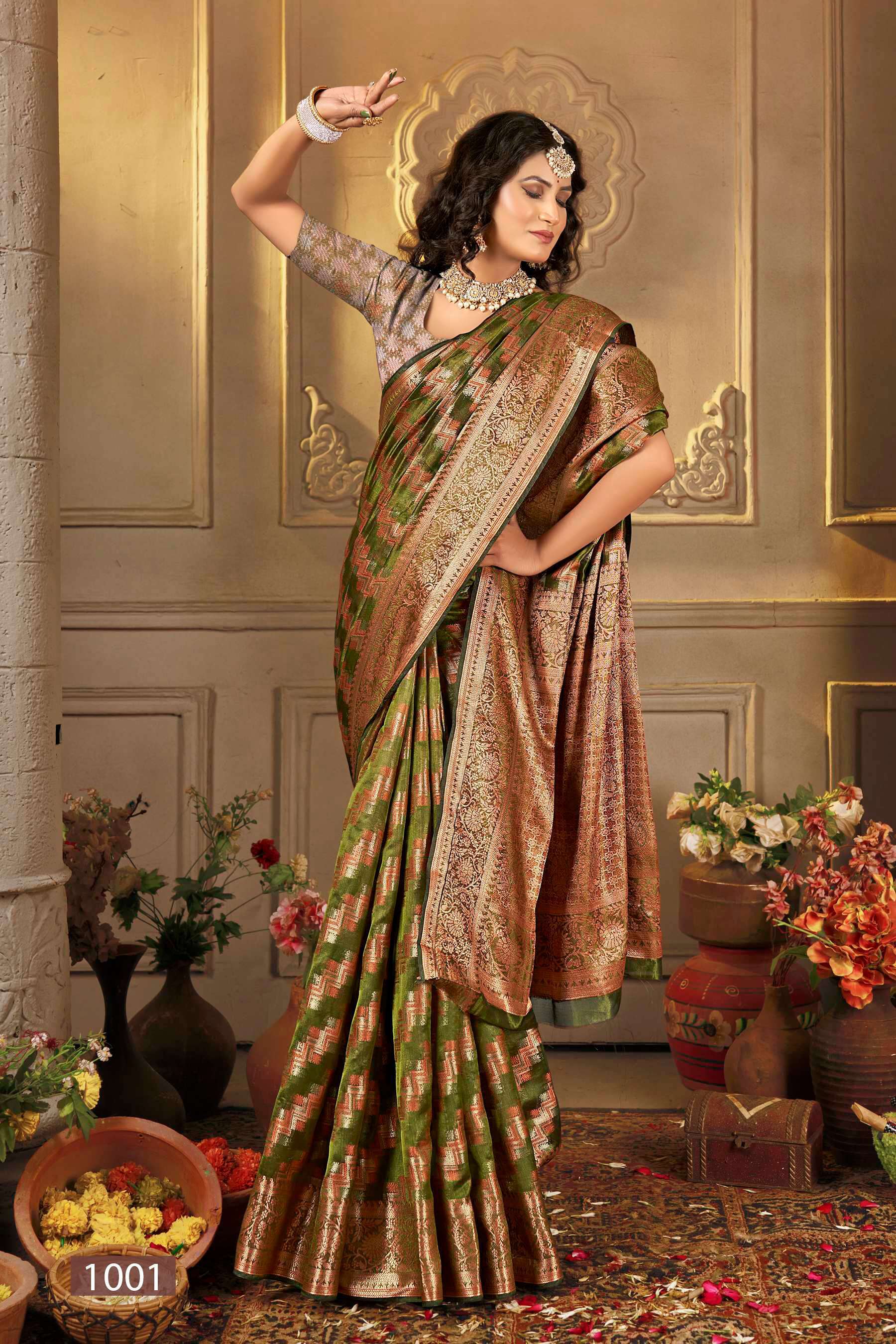 Soft hot sale organza saree