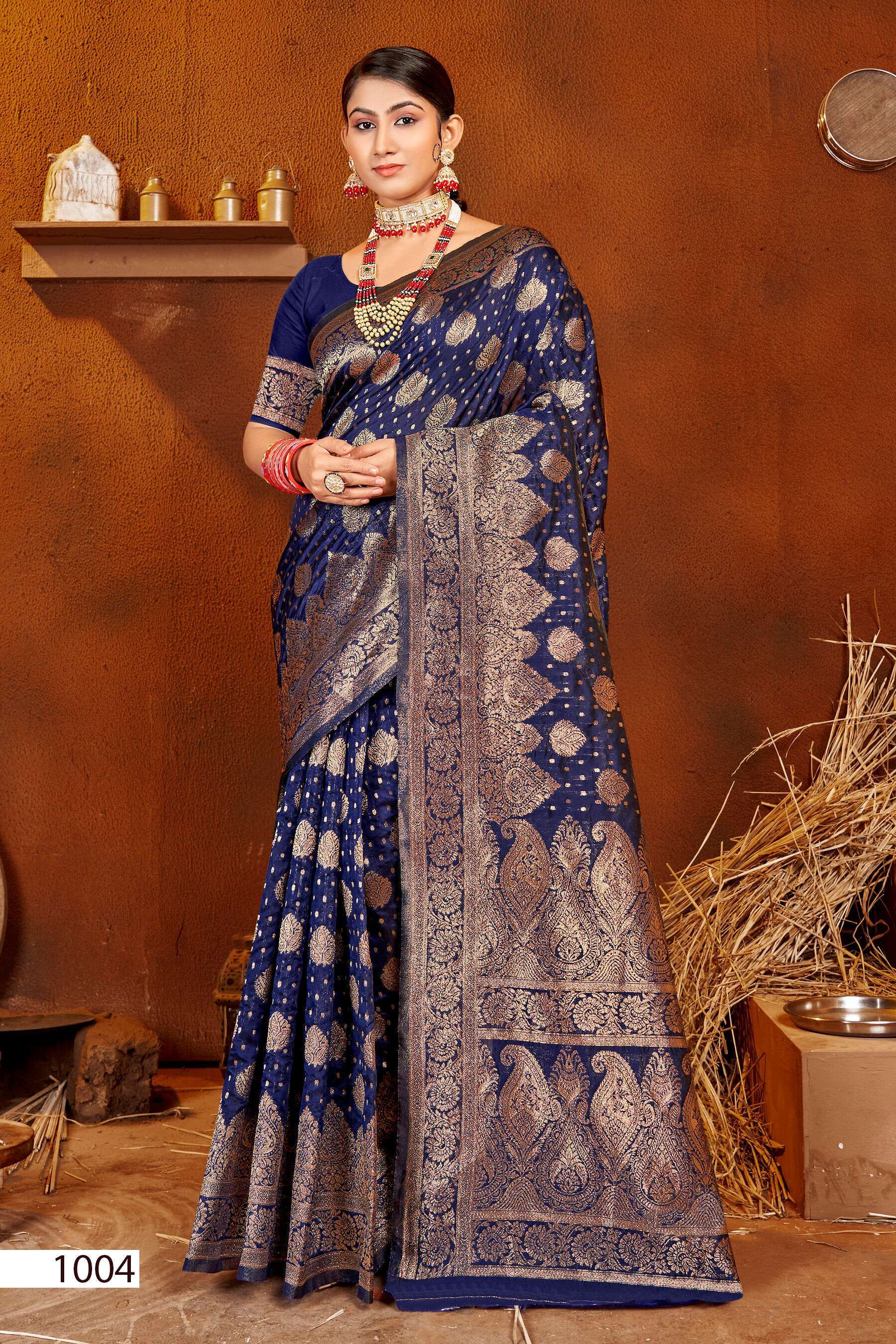 Hand Work Resham Silk Saree, 6.3 m (with blouse piece) at Rs 18000 in  Guwahati