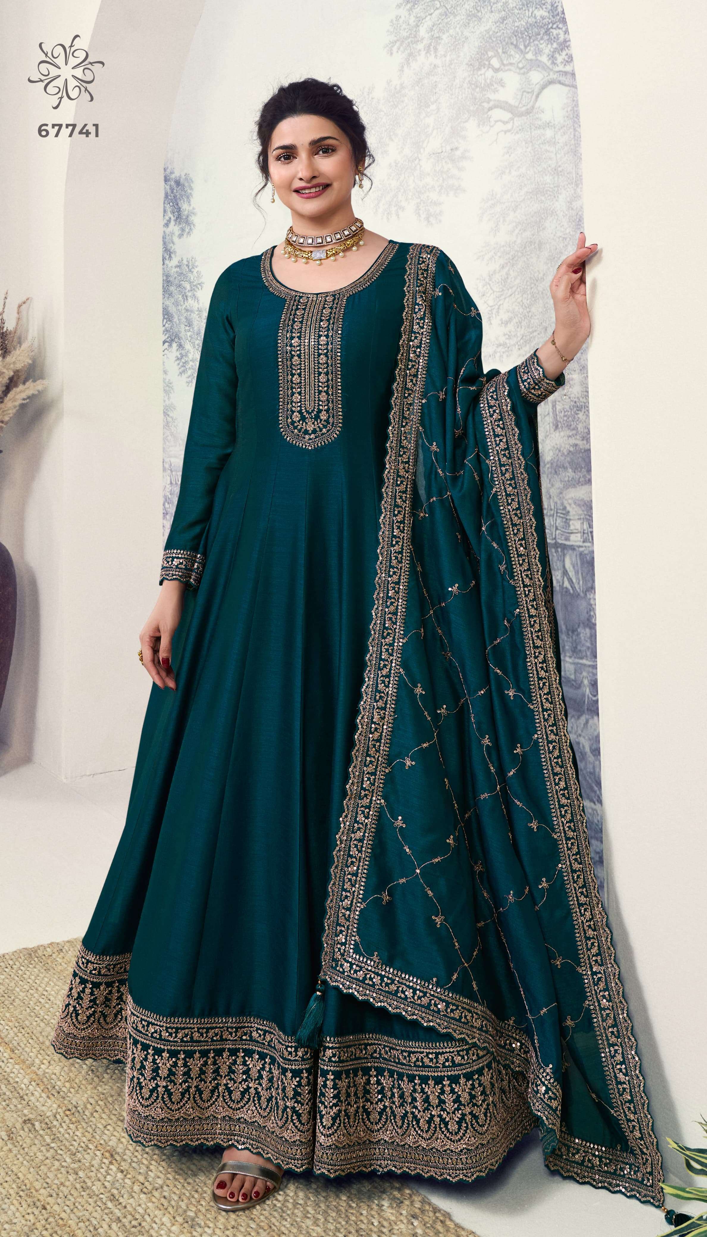 Vinay Kuleesh Aaliya 2 Georgette Embroidered Pakistani Salwar Kameez in Mumbai