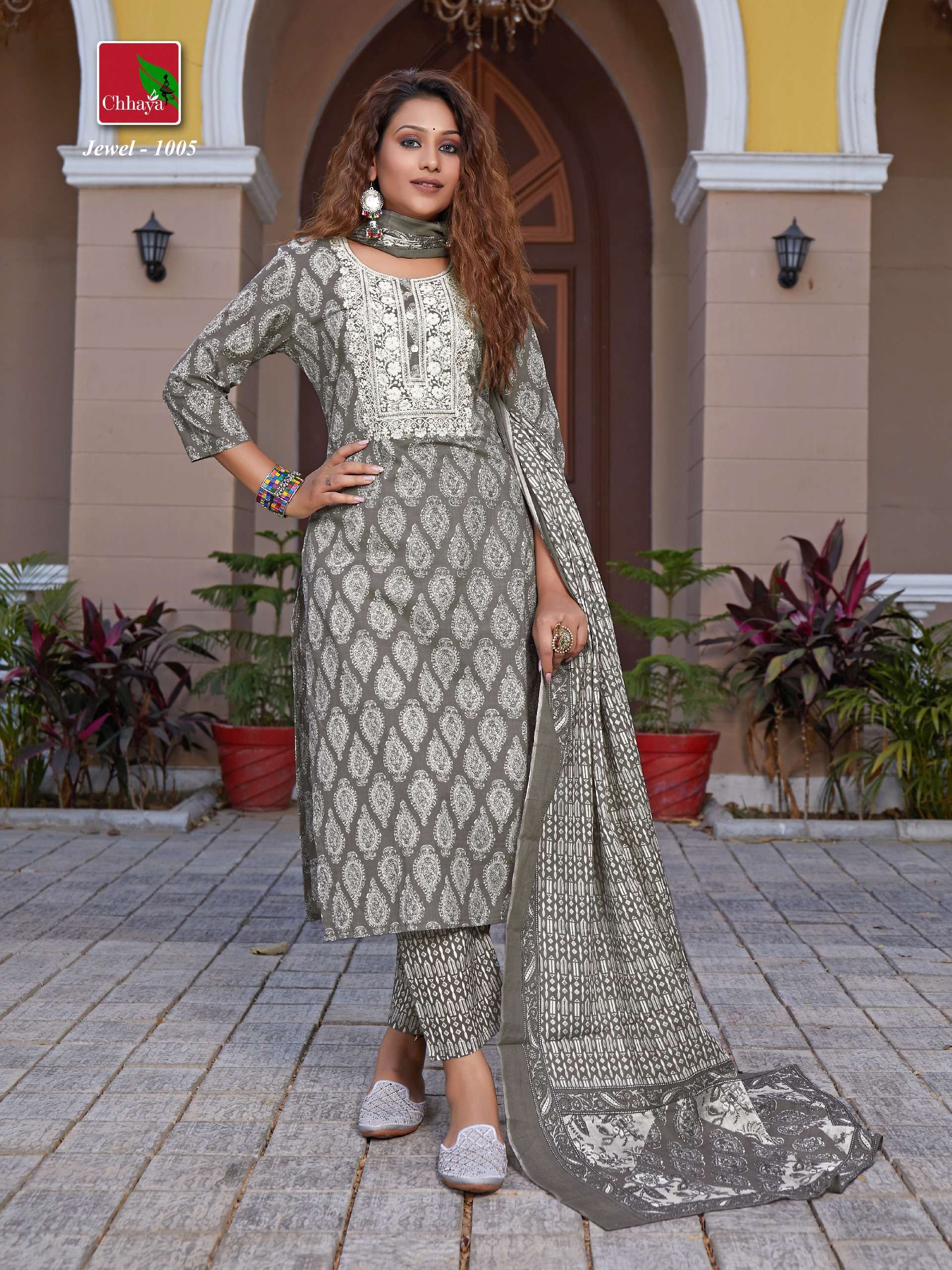 CHHAYA Jewel Handcrafted Kurtis in Kolkata