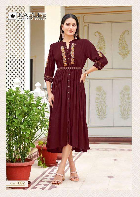 Kadlee Aashmin wholesale kurti market in surat