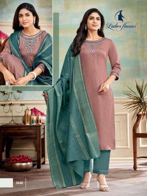 Ladies Flavour Blue Stone Kurti manufacturers in Kolkata