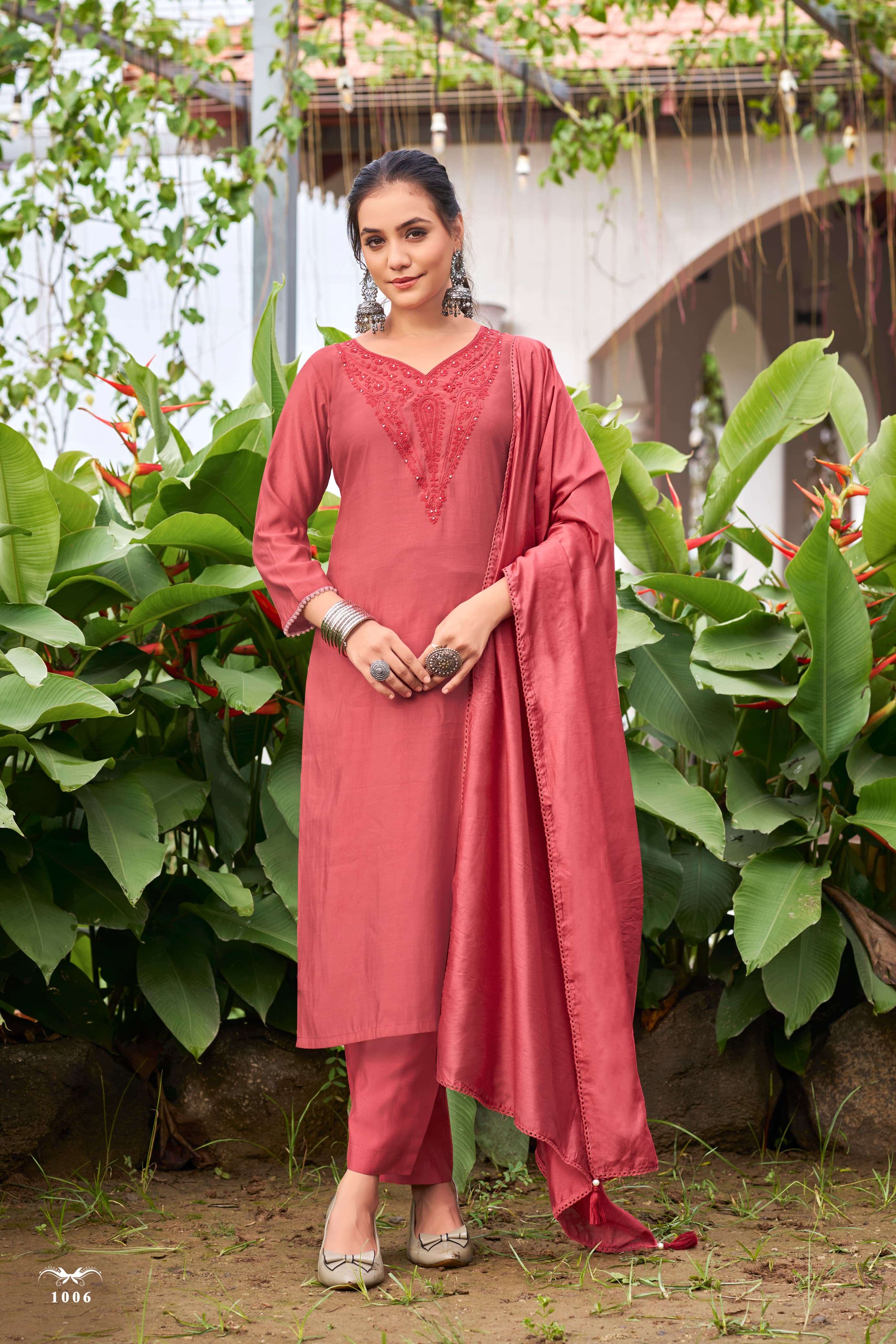 Ossm Nargis 1001 Wholesale Kurtis online