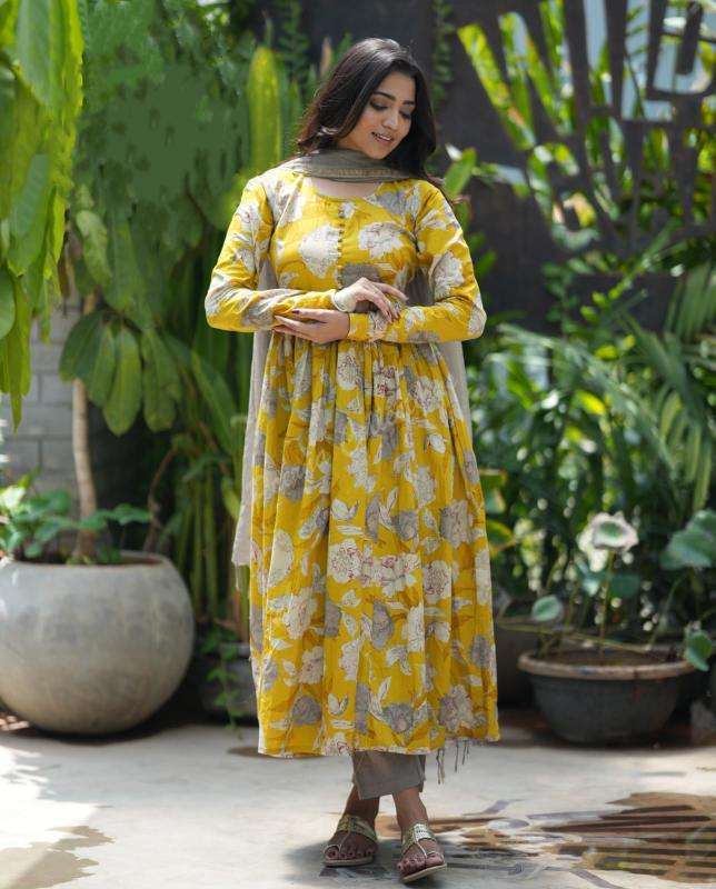 Kapda Thread Dhruvi 256 kurtis wholesale in surat