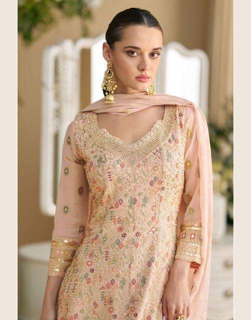 Sayuri Mohini Wholesale Pakistani suits in Mumbai